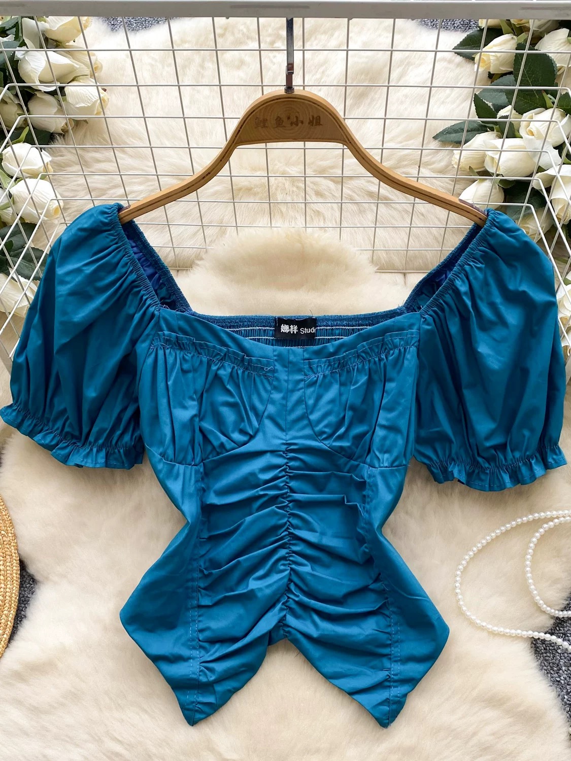 Just the intro top CTO1061 images